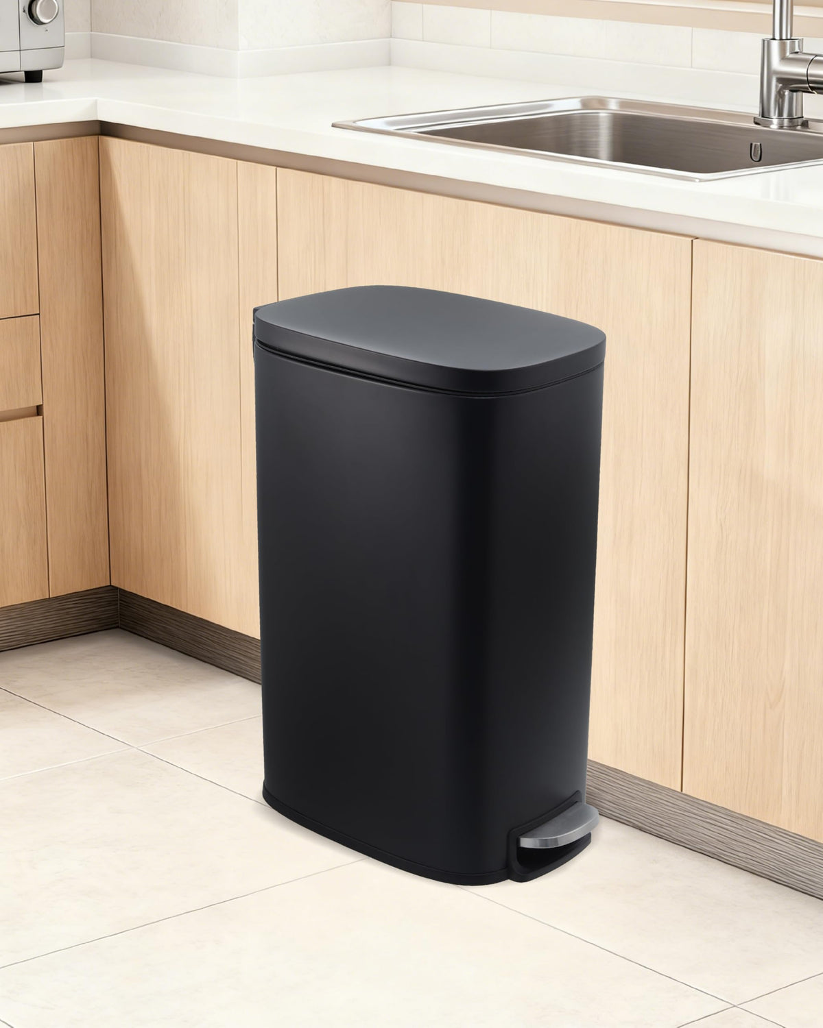 13.2 gal Slim Step Trash Can M23385