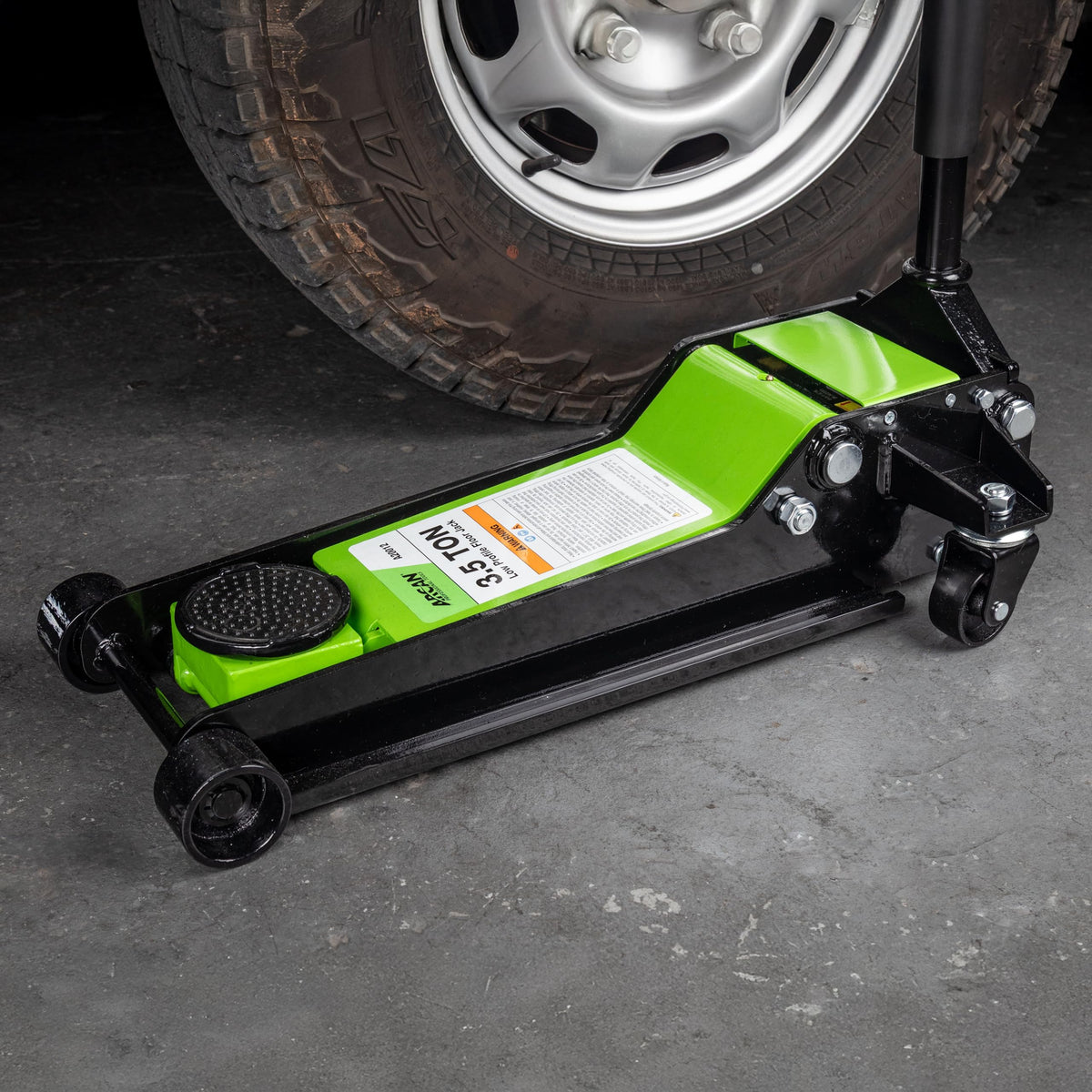 3.5-Ton Steel Low Profile Floor Jack M622